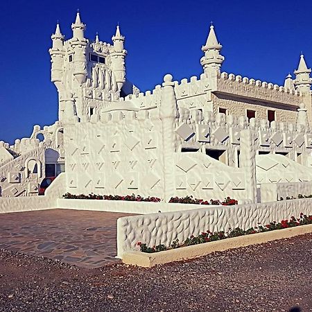 كوتاري Snow White Castle Apartment المظهر الخارجي الصورة