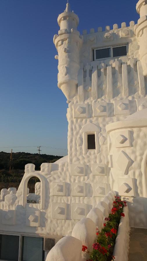 كوتاري Snow White Castle Apartment المظهر الخارجي الصورة
