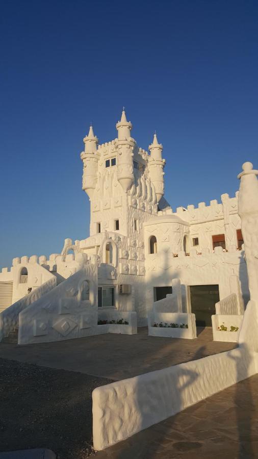 كوتاري Snow White Castle Apartment المظهر الخارجي الصورة