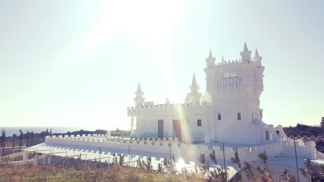 كوتاري Snow White Castle Apartment المظهر الخارجي الصورة